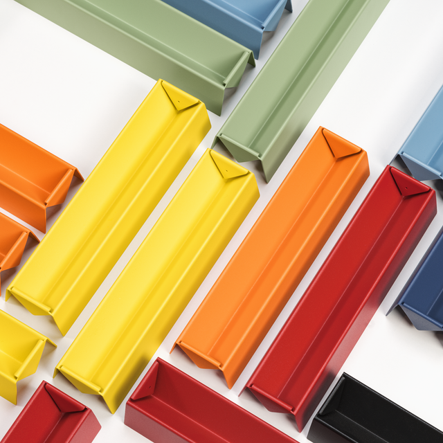 Come integrare l'arredamento design colorato nella tua casa